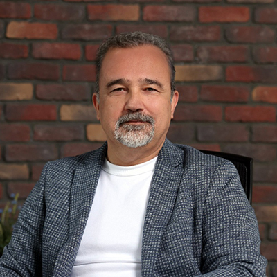 Hakan İnanır